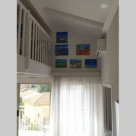 דירה 3p With Parking And Air Conditioning, Near The Sea.